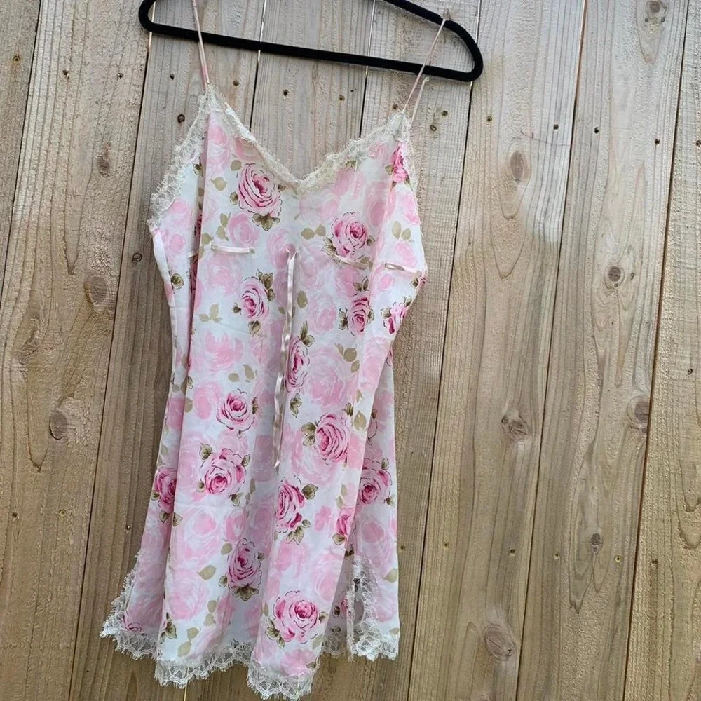N/A vintage lacey